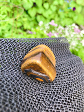 Load image into Gallery viewer, (1) Large Tigers Eye Palm Stone