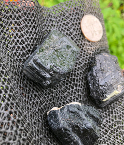 (1) Med/LG Black Tourmaline Rough Stone