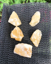 Load image into Gallery viewer, (1)Large/Medium Orange Calcite Rough Stone
